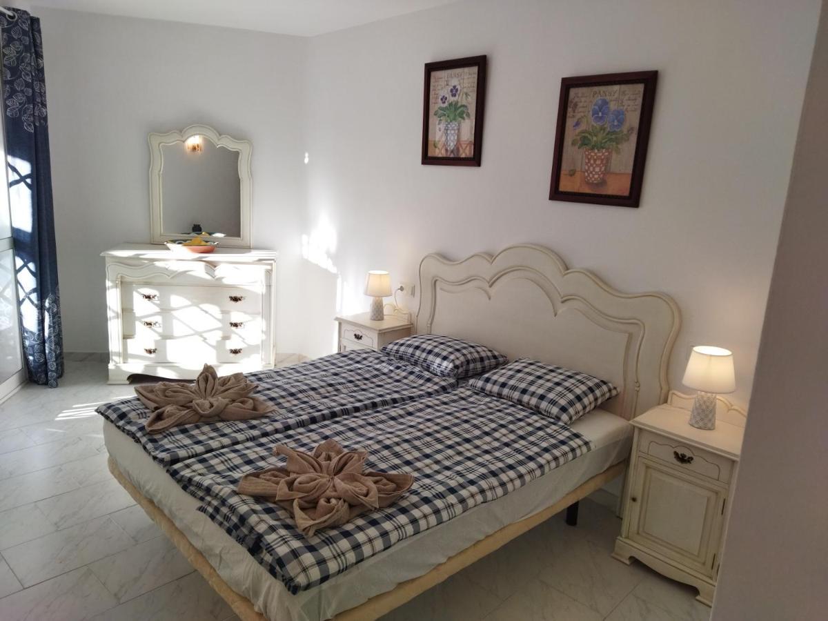 네르하 Casa Alina 빌라 외부 사진